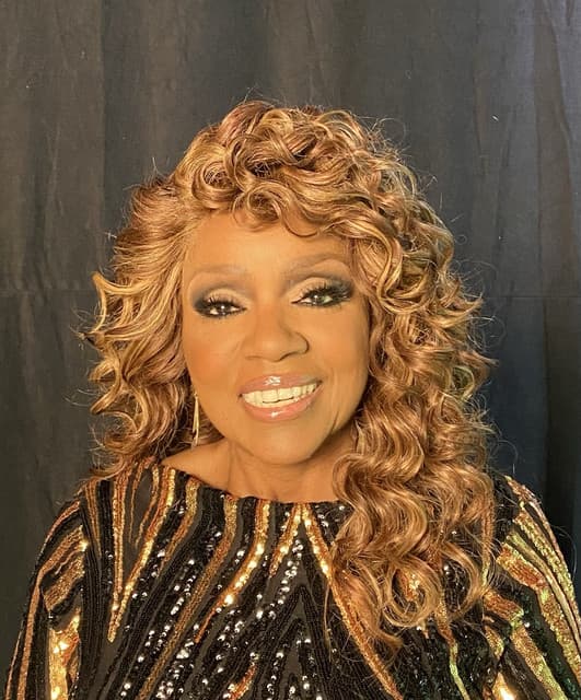 Artist - Gloria Gaynor