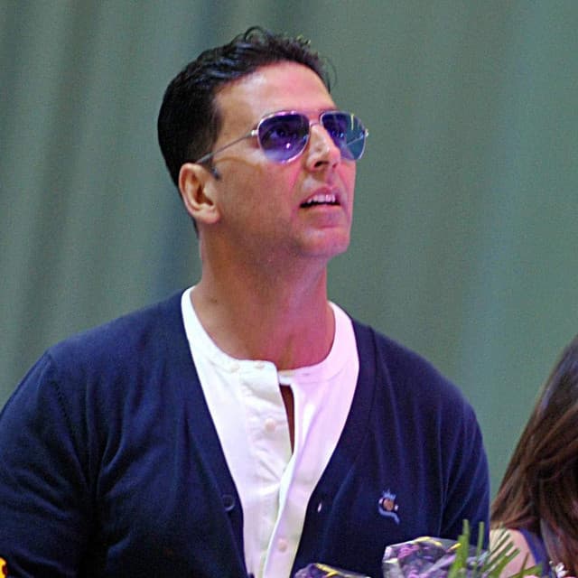 Artist - Akshay Kumar