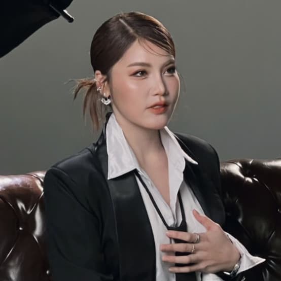 Artist - บิ๋ว พรประภา