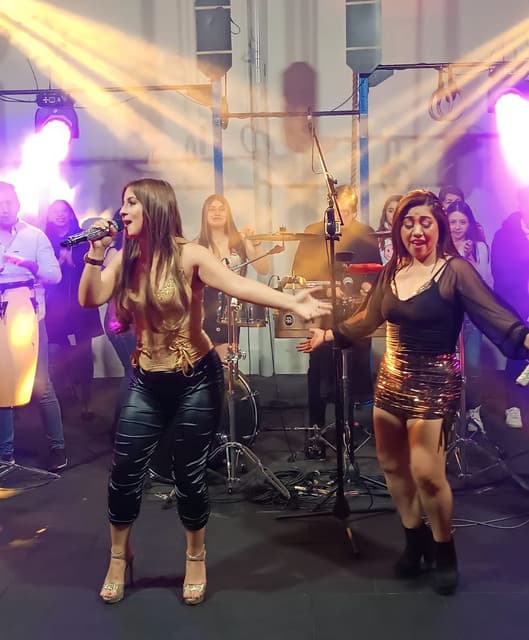 Artist - Los Pickers