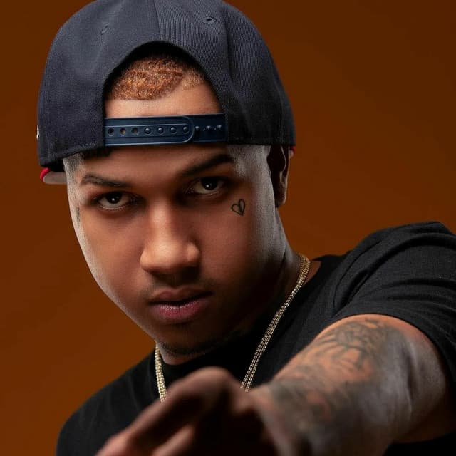 Artist - Treintisiete