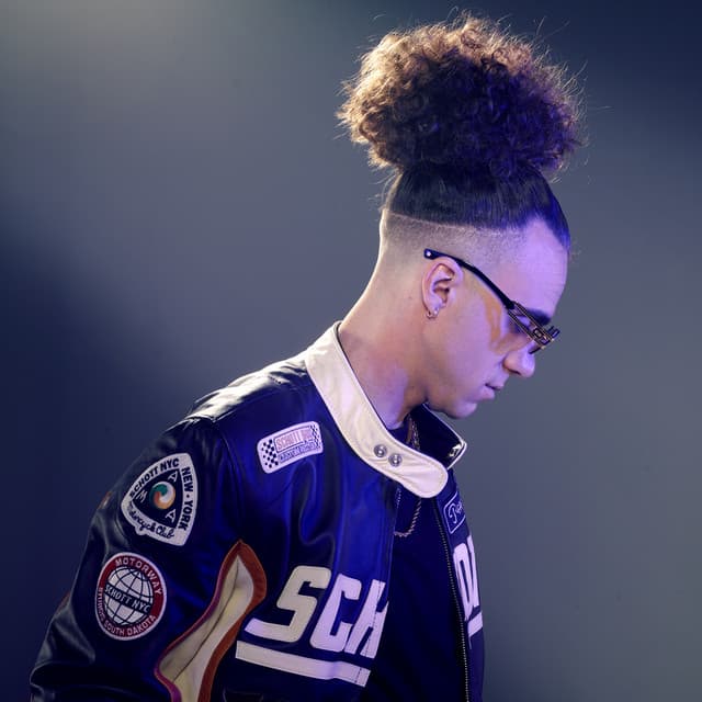 Artist - Blaiz Fayah