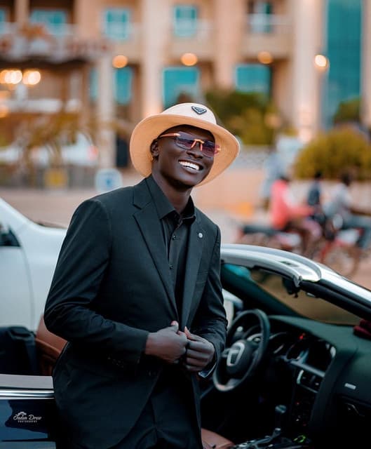 Artist - Santos Malong Amiir