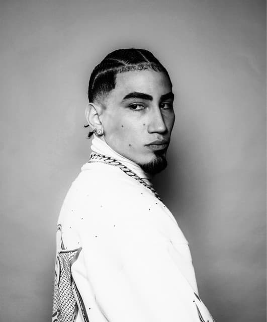 Artist - Omar Courtz