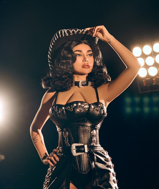 Artist - Paulina Del Campo