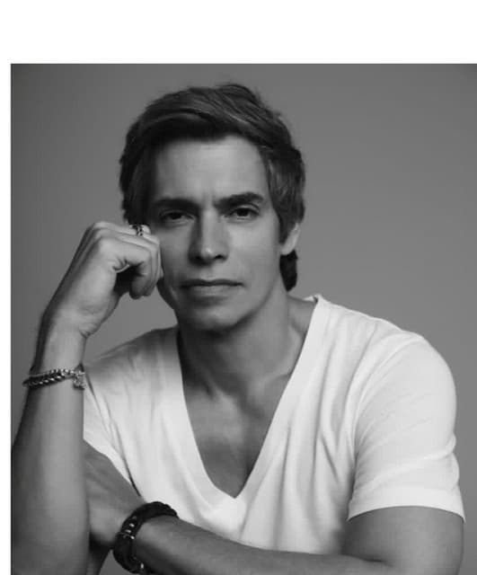 Artist - Carlos Baute