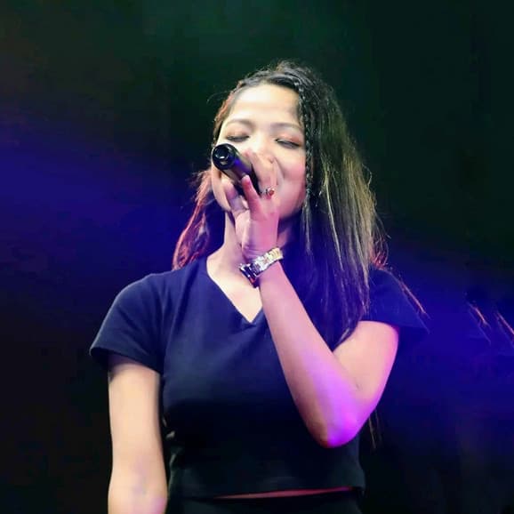 Artist - Annu Chaudhary