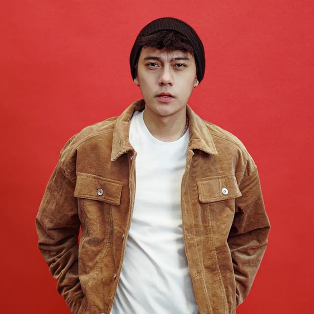 Artist - Hlwan Paing