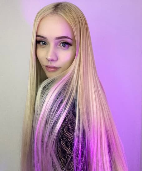 Artist - MC Luana SP