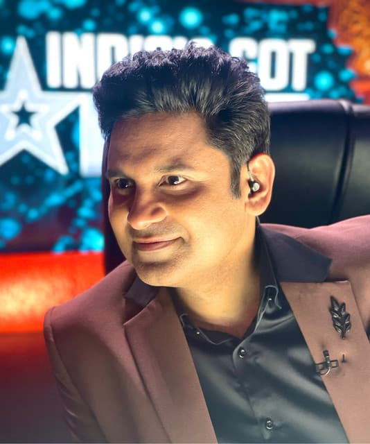 Artist - Manoj Muntashir