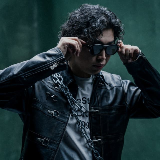 Artist - Fruitybaachka