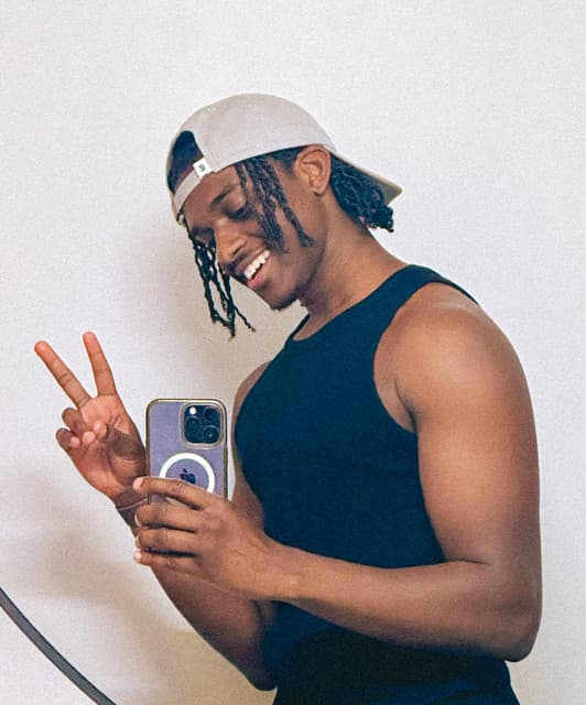 Artist - Tyrese Pope