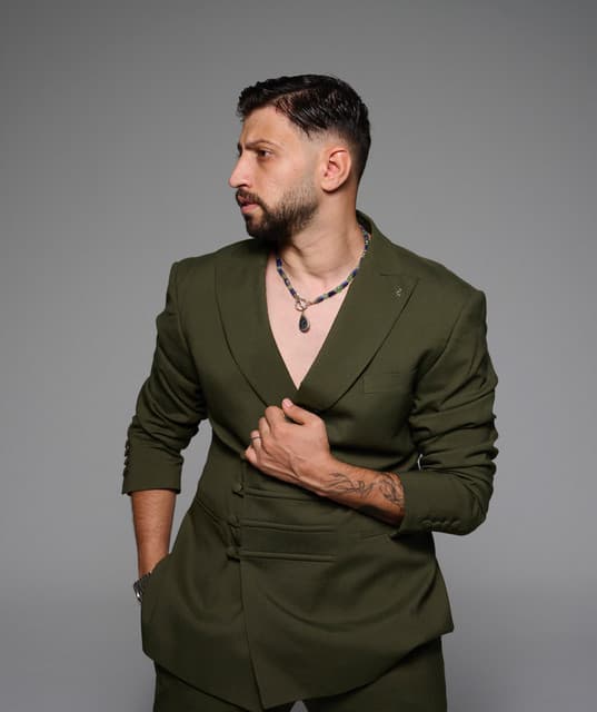 Artist - Burak Bulut