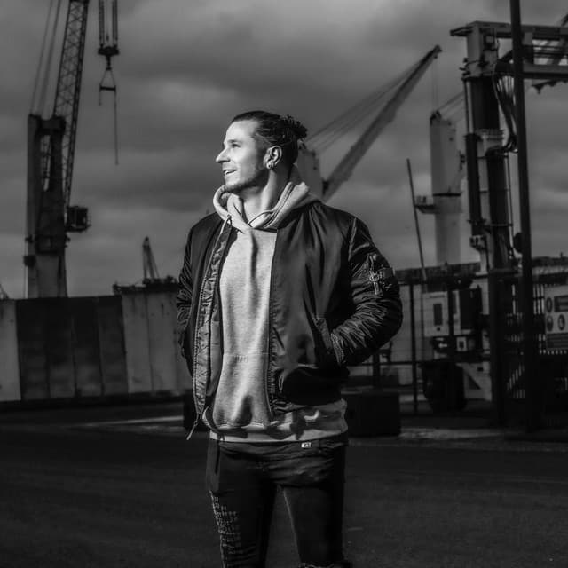 Artist - Richie Blacker