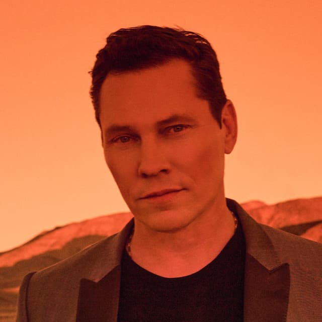 Artist - Tiësto