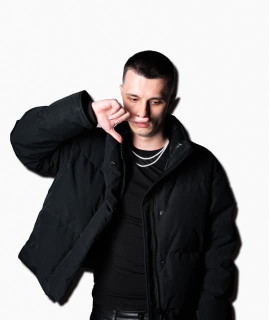 Artist - Młody West