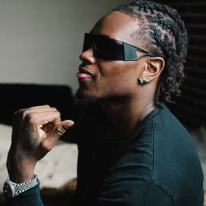 Black Cat - FENTY BEAUTY