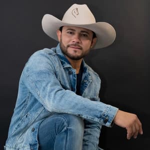 Song - Los Versos de El Tucusito