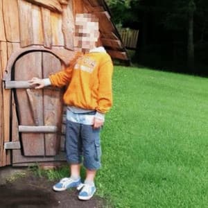 lihtsamad ajad (feat. JXNDER)