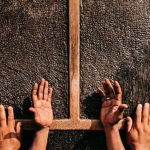 Song - الله يعلم Allahu Ya'lamu (Allah Knows)