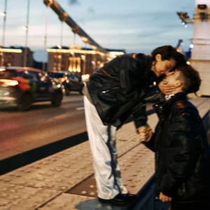 Song - Гаснет свет