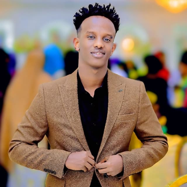 Artist - Mustafe kante