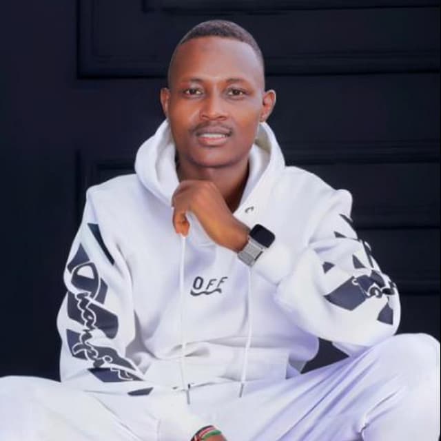 Artist - OLEKIPUSI PRO ERETOH