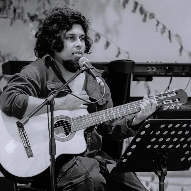 Artist - Sanjeew Lonliyes