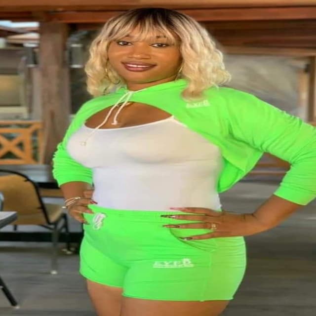 Artist - Brithney Starr