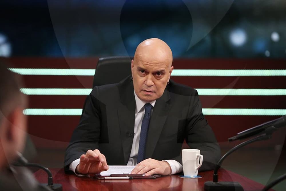 Artist - Slavi Trifonov