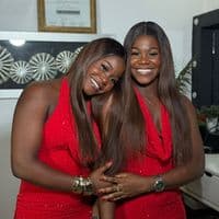 TikTok Account - lesbesttwins2