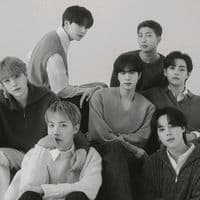 TikTok Account - kpop_merch_zone_pk