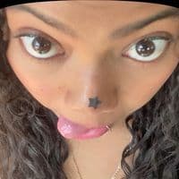 TikTok Account - julissa_nn