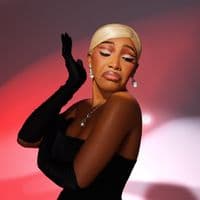 TikTok Account - queenlight_official