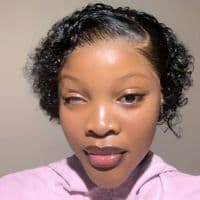 TikTok Account - .esihle.15