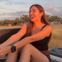 TikTok Account - itsresyelmae