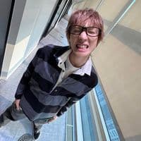 TikTok Account - .ngtihneww._