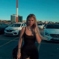 TikTok Account - e.eelayy7