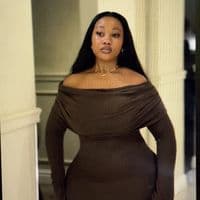 TikTok Account - masande_sammie