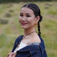 TikTok Account - nurila.singer