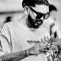 TikTok Account - __u_niz_