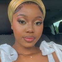 TikTok Account - _tsenyane.ww