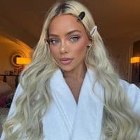 TikTok Account - livv.walkerr