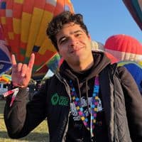 TikTok Account - vlasortiz_