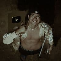 TikTok Account - luisalcaraz._