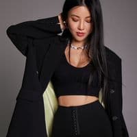 TikTok Account - v_tinakim