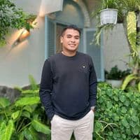 TikTok Account - zinebhiejogja