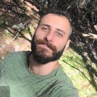 TikTok Account - oscarts.lb