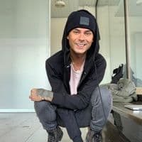 TikTok Account - niko_saarinen