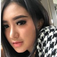 TikTok Account - yeyenvivia